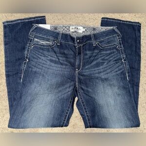 Women’s Ariat Straight Jeans Size 34R